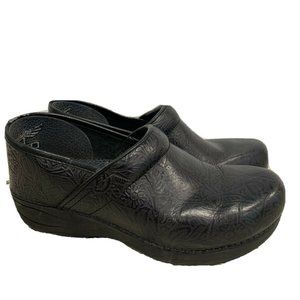 Dansko XP 2.0  Black Leather Floral Clogs